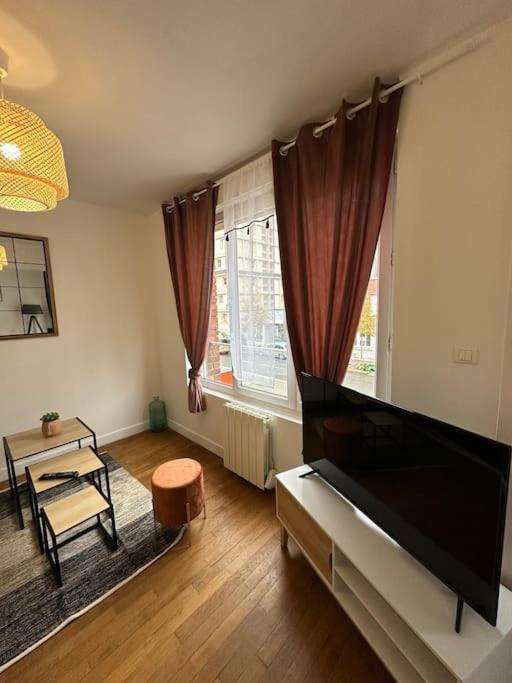 Amiens : Appartement Centre Ville Exteriér fotografie